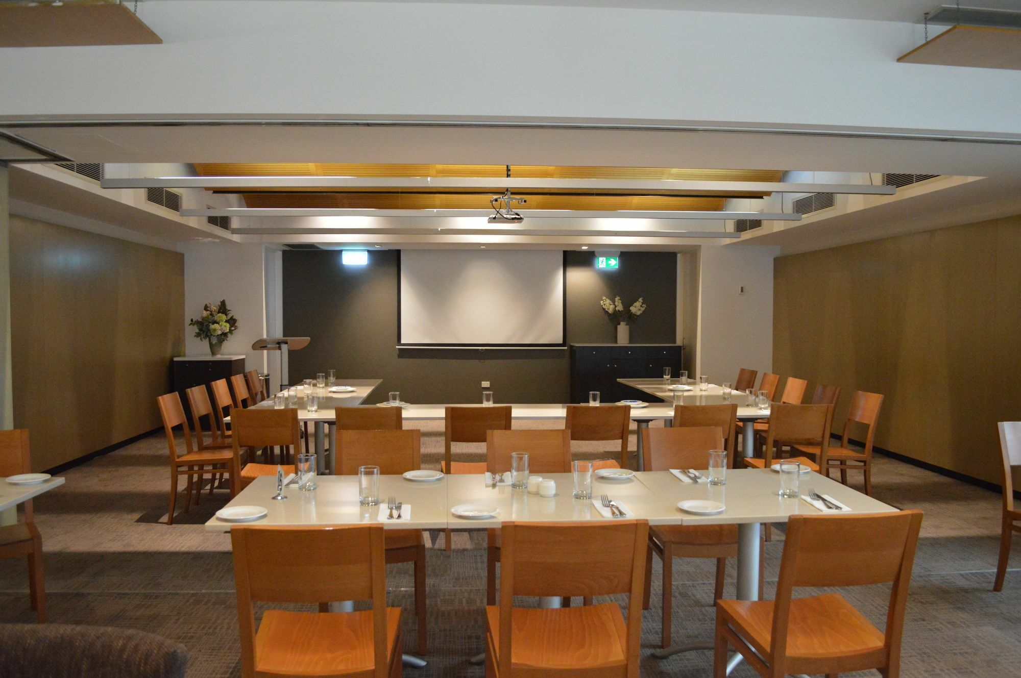 Ramada Hotel & Suites By Wyndham Cabramatta Εξωτερικό φωτογραφία